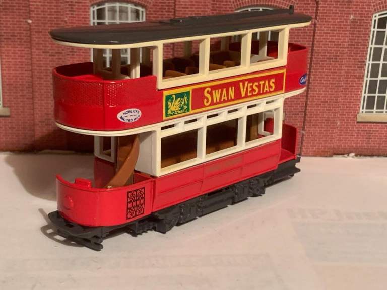 SCALE MODEL 1920s BRITISH STANDARD TRAM