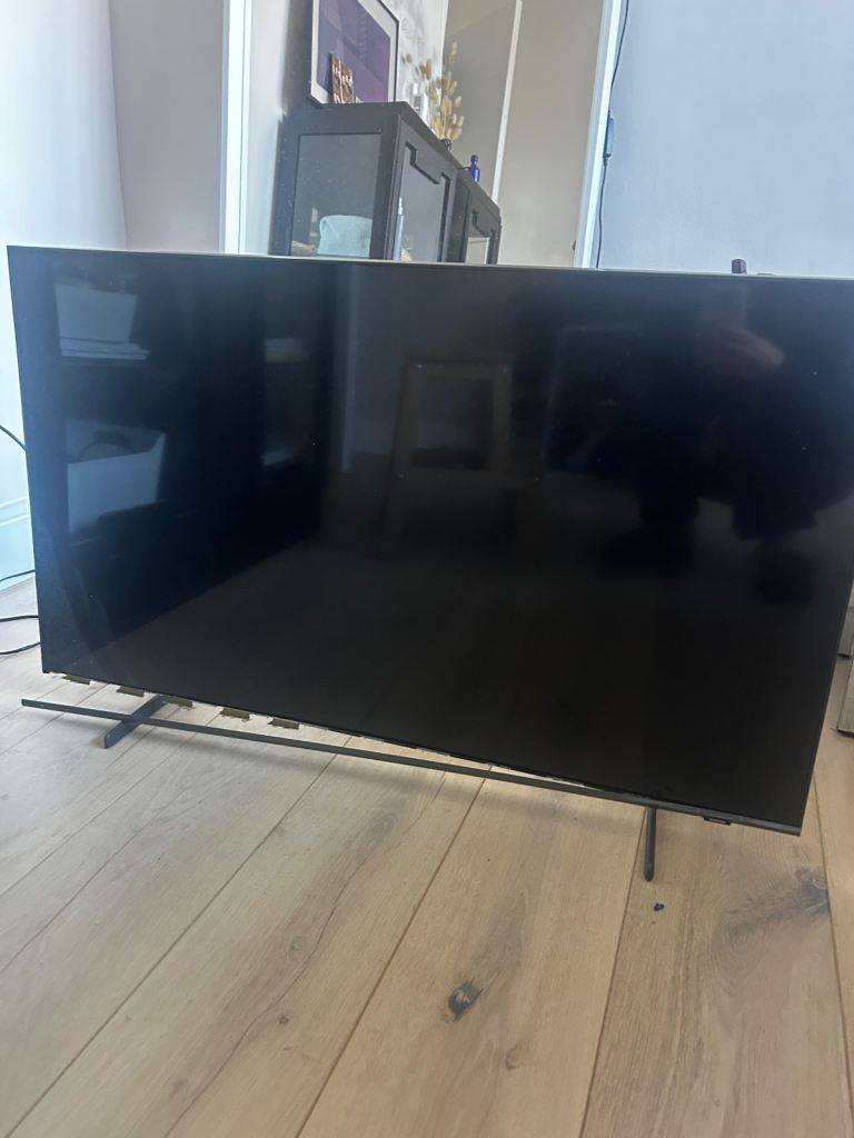 Parts - Samsung Q60D 43-inch Smart 4K Ultra HD QLED TV