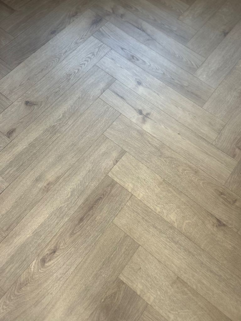 Laminate floor