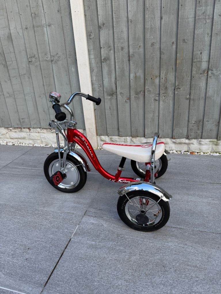 Schwinn Sting-Ray Tricycle – Good As New