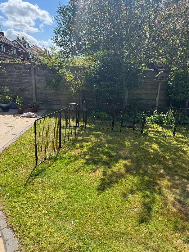 Metal Dog Pen.