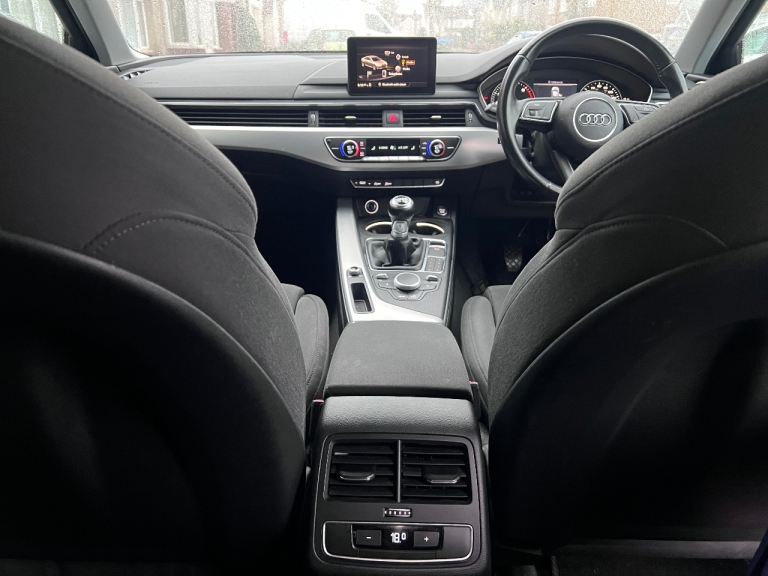 Audi, A4, Saloon, 2016, Manual, 1395 (cc), 4 doors