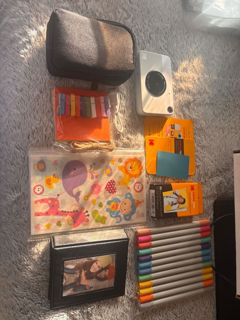 Kodak instant print camera