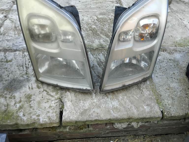 Ford transit mk7 headlight 