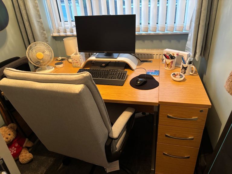 Office Desk, drawers and Chair 