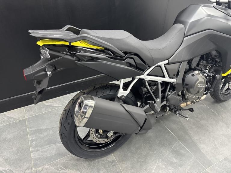 SUZUKI DL800 RE V STROM 2025
