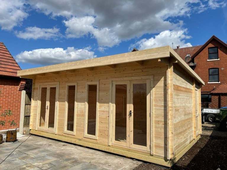 VISIT LEISURE TIMBER PRODUCTS - GOOLE GARDEN ROOM EXPERTS 