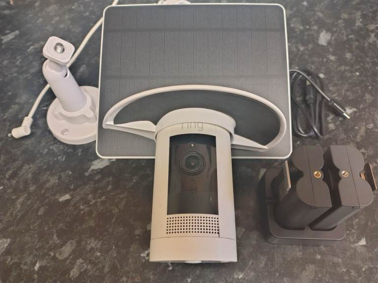 Complete Wireless Ring Security Camera + Accessories