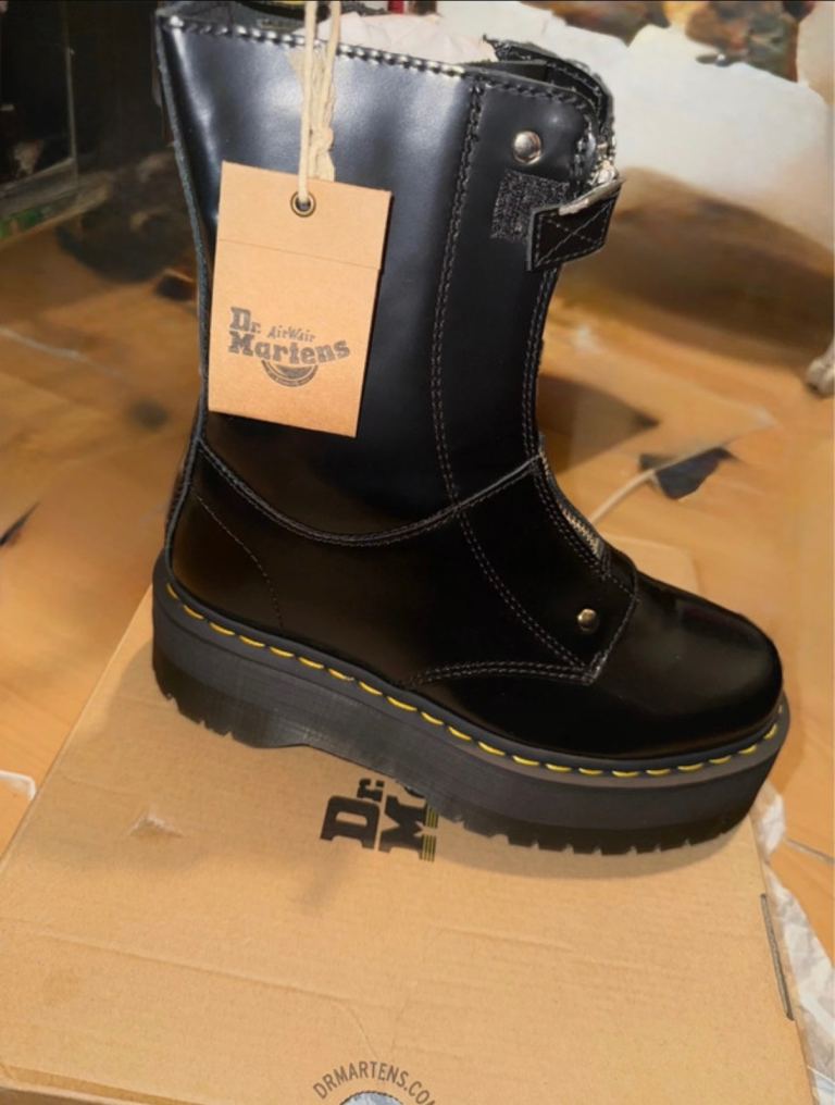 Dr Martens Jetta Hi Max