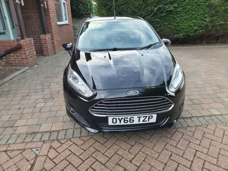 Ford, FIESTA, Hatchback, 2016, Manual, 1241 (cc), 3 doors