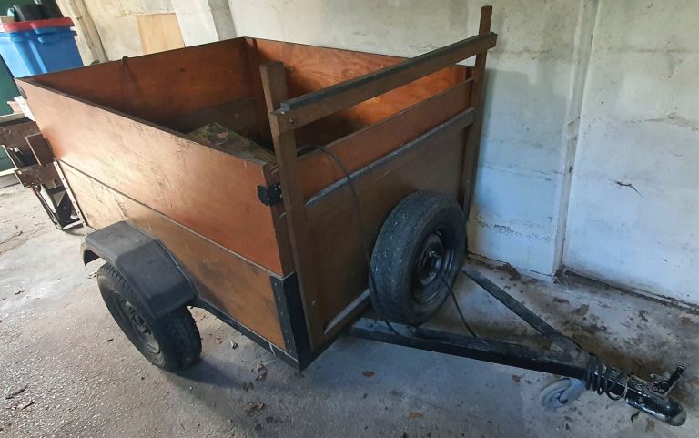Small Single Axle Trailer Great Condition - Rarely Used 
