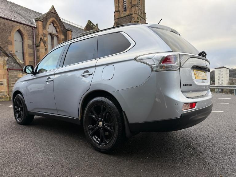 2013 Mitsubishi Outlander 2.2 DI-D GX4 5dr Auto ESTATE Diesel Automatic
