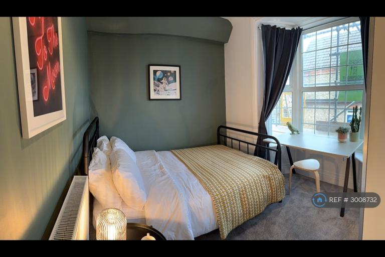 1 bedroom in Foster St, Maidstone, ME15 (#3008732)