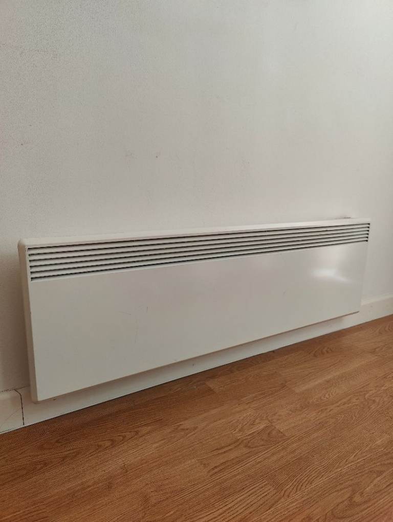Nobø Front - 5 Wall Mounted Electric Radiators