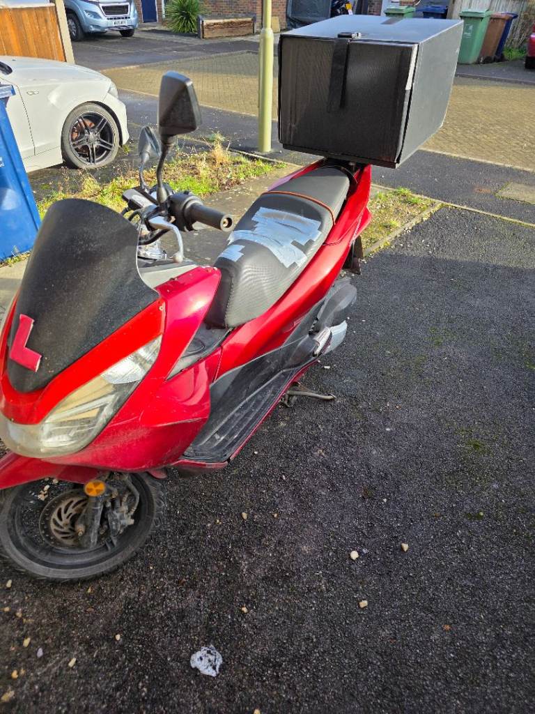 Honda pcx 125 sale with mot 