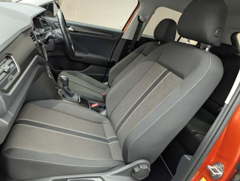 2019 Volkswagen T-Roc 2.0 TDI Design SUV 5dr Diesel DSG Euro 6 (s/s) (150 ps) - PRIVACY, CLIMATE,...