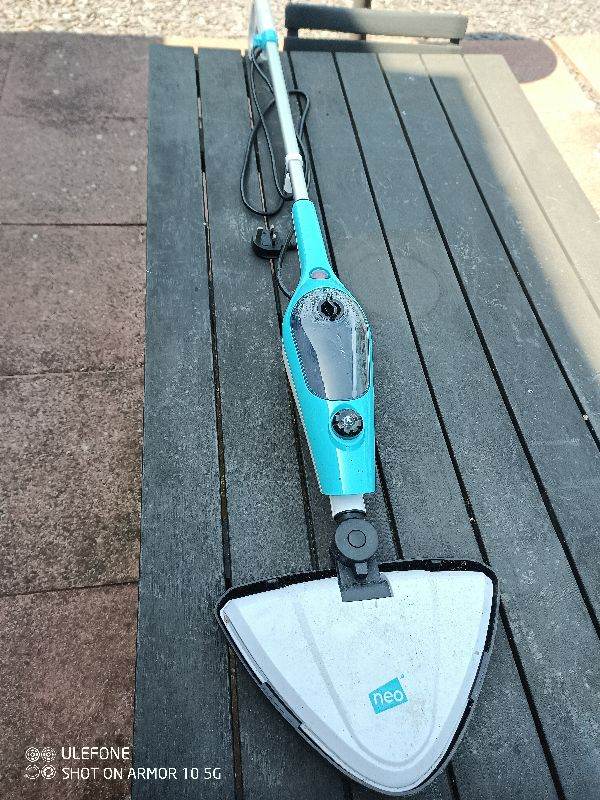 Neo Blue Steam Mop
