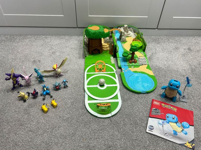 Pokemon Set carry case 11 figures Squirtle build figure