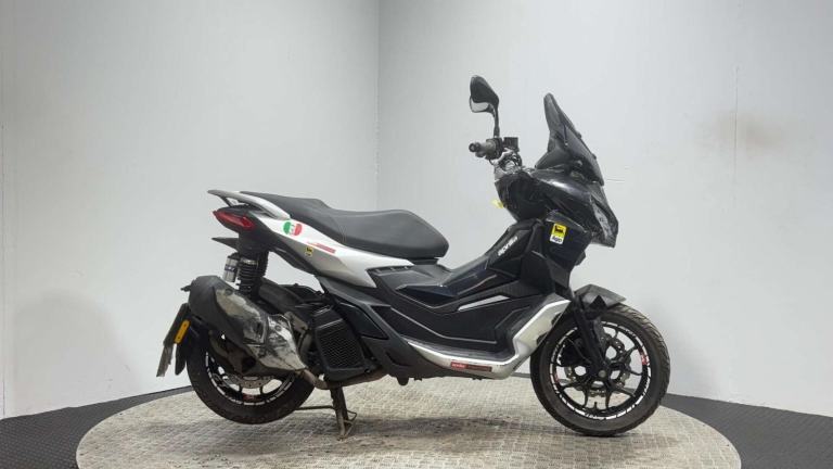 Aprilia SR GT 2022 19K GOOD RUNNING PROJECT SCOOTER 125CC MAXI SPORT MOPED