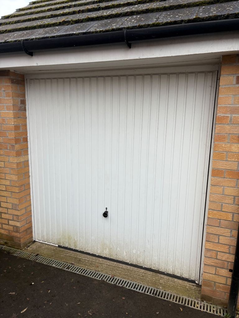 Garage door garage door White Hormann Vertical Up & Over used