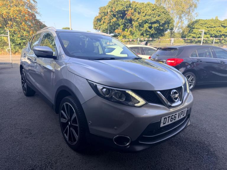 2017 Nissan Qashqai 1.6 dCi Tekna XTRON 2WD Euro 6 (s/s) 5dr HATCHBACK Diesel Automatic