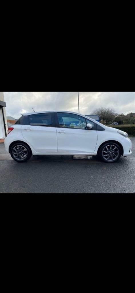 Toyota, YARIS, Hatchback, 2012, Manual, 1329 (cc), 5 doors