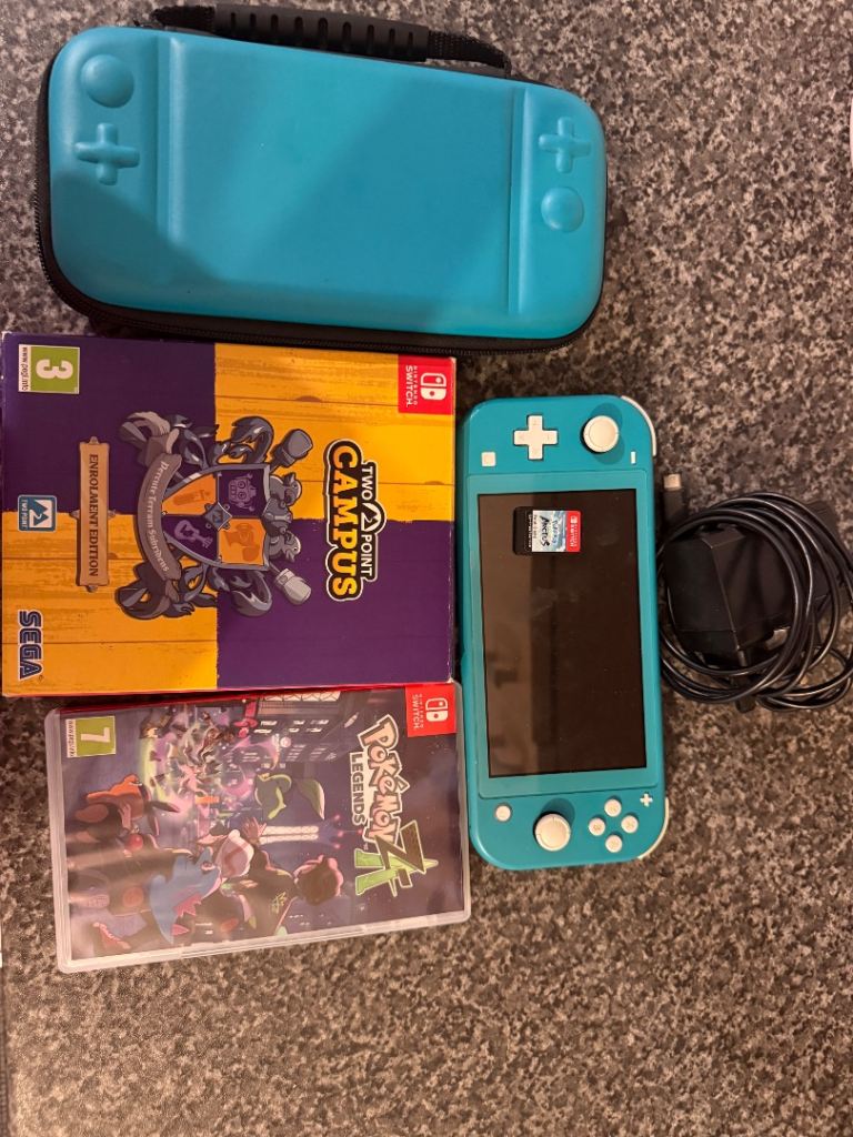 Nintendo Switch Lite + 3 games