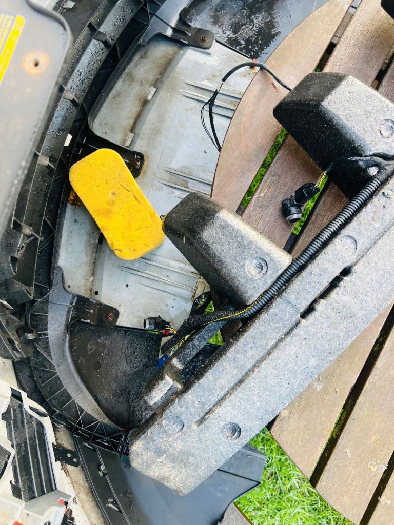 Saab 9-5 NG 2011 2012 front rear bumper 