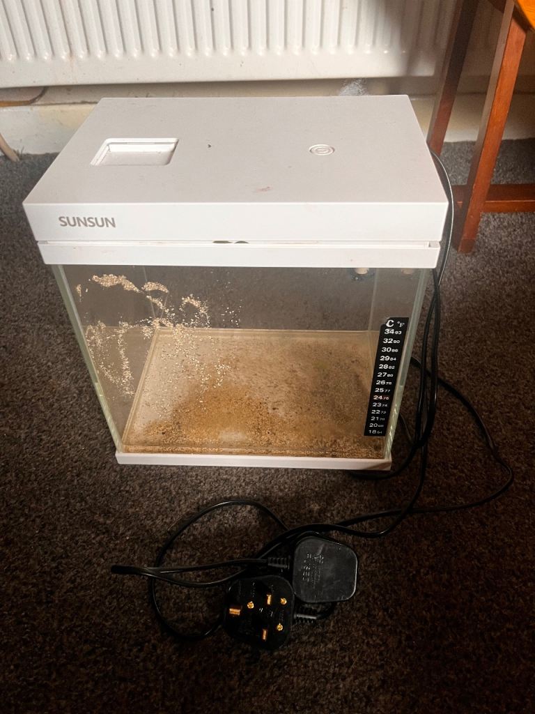 SUNSUN Small Aquarium Fish Tank with Lid and Light