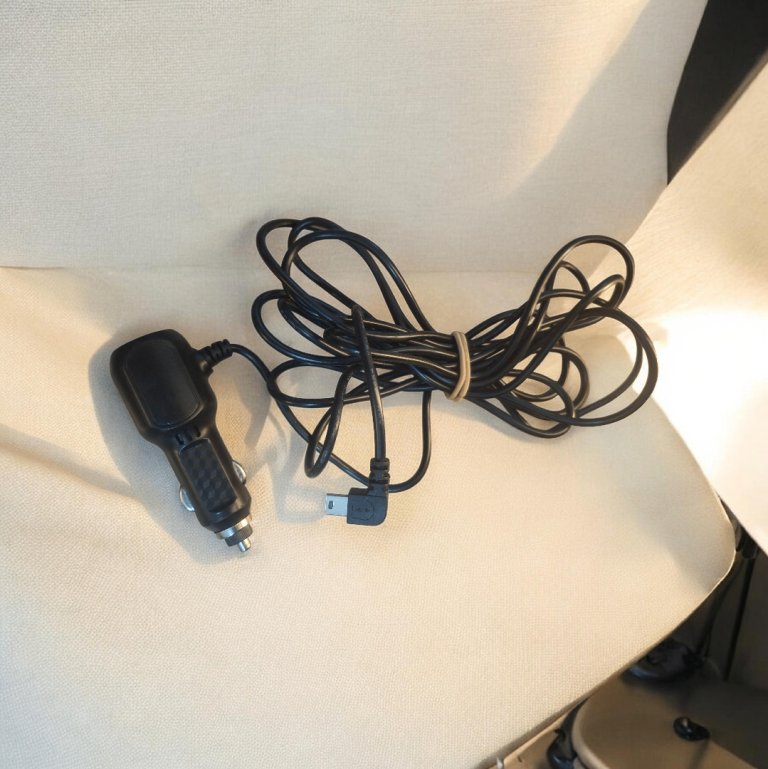 Car Charger with Mini USB Cable – Good Condition
