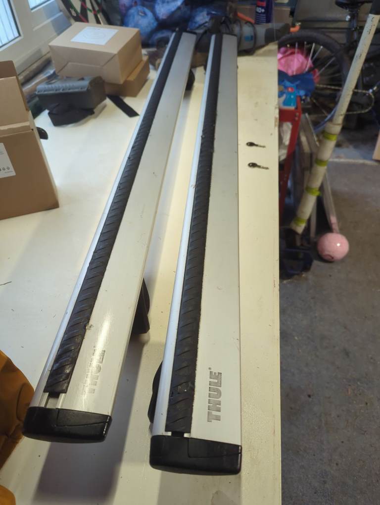 Thule wingbar roof bars 