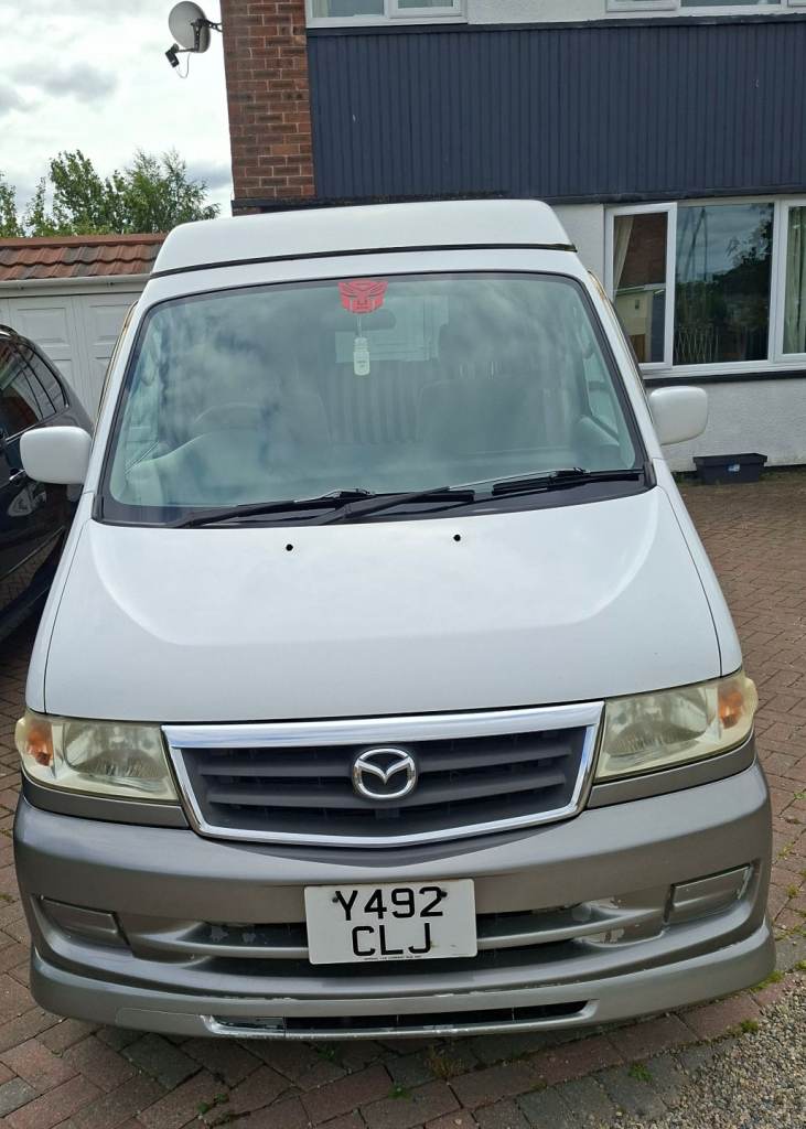 Mazda, 2001, 1990 (cc)