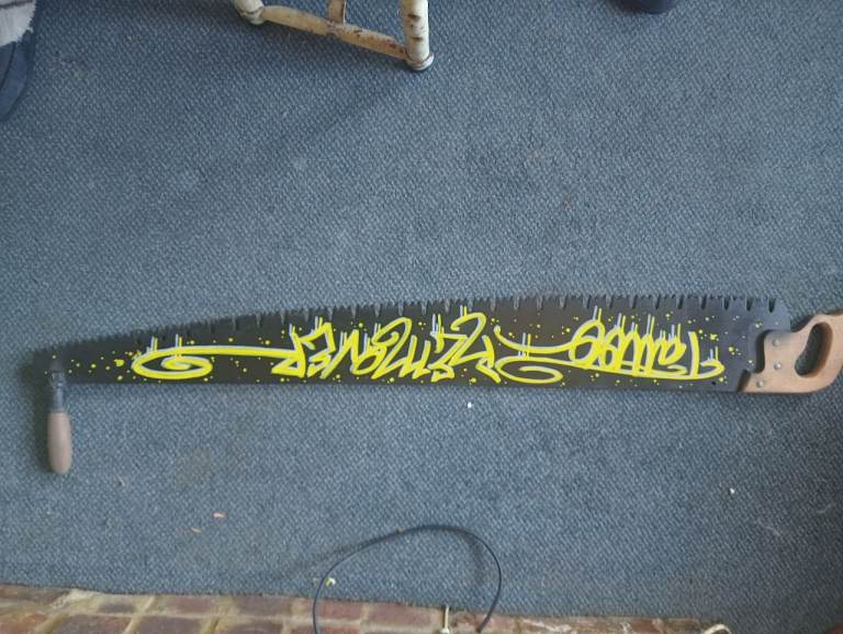 Humourous Double Saw