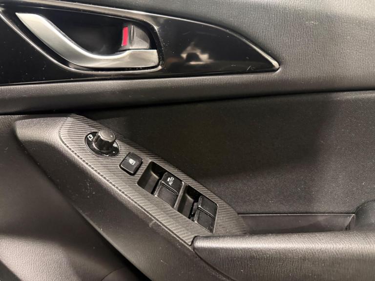 2014 Mazda Mazda3 2.0 SKYACTIV-G Sport Nav Auto Euro 5 (s/s) 5dr HATCHBACK Petrol Automatic