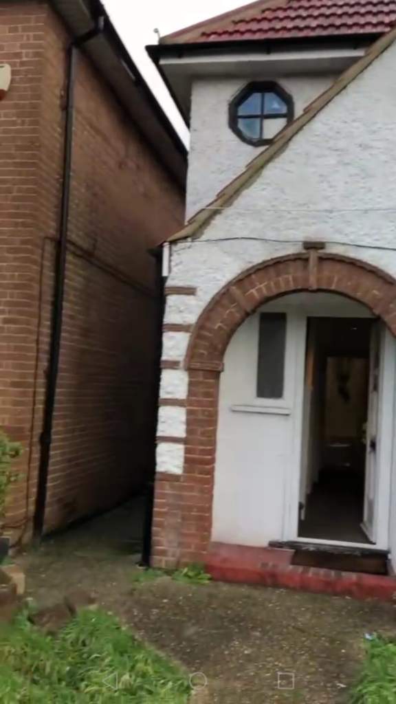 🏠 4 bedroom house near West Drayton Station  (UB7 9DQ) 🏠