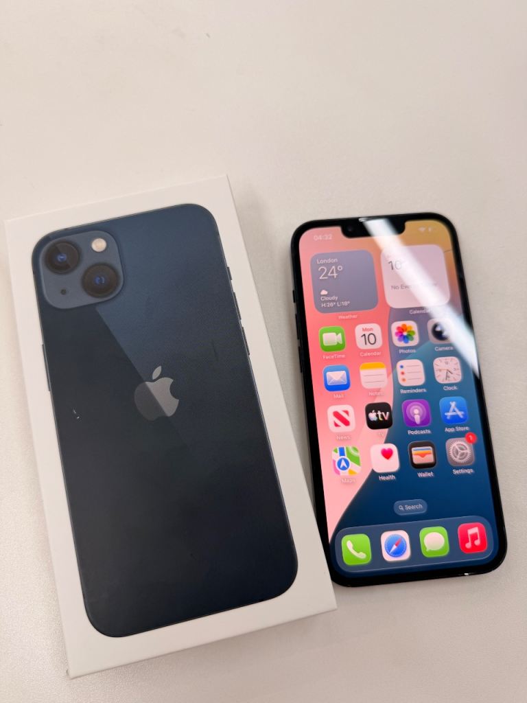 Apple iPhone 13 Blue – As Good As New