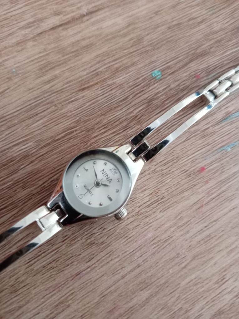 Ladies dress watch 