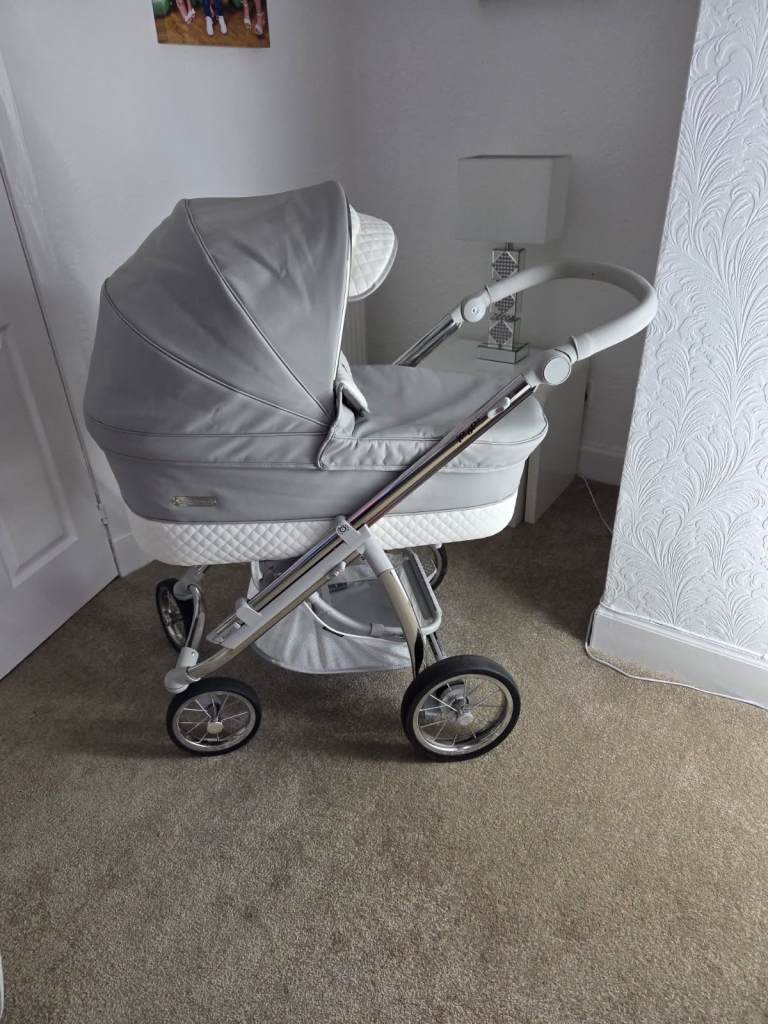 Bebecar 3 in 1 pram set