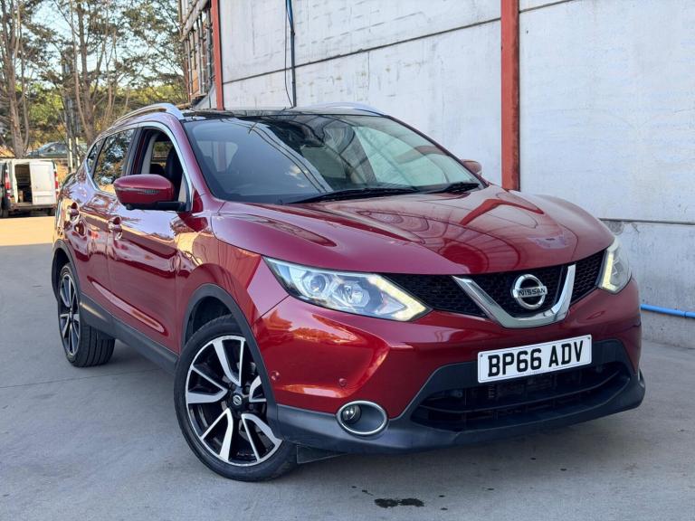 2016 Nissan Qashqai 1.2 DIG-T Tekna XTRON 2WD Euro 6 (s/s) 5dr HATCHBACK Petrol Automatic