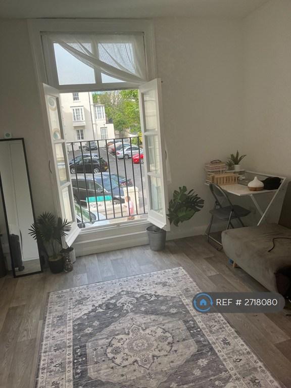 Studio flat in Sillwood Street, Brighton, BN1 (#2718080)