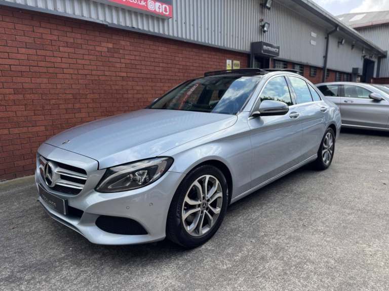 2018 Mercedes-Benz C Class C220d Sport Premium Plus 4dr 9G-Tronic SALOON DIESEL Automatic