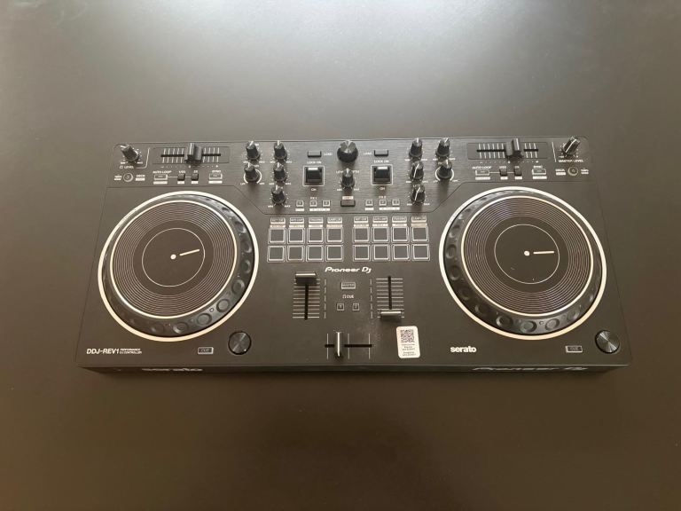 Pioneer DJ DDJ-REV1 Controller – Excellent Condition
