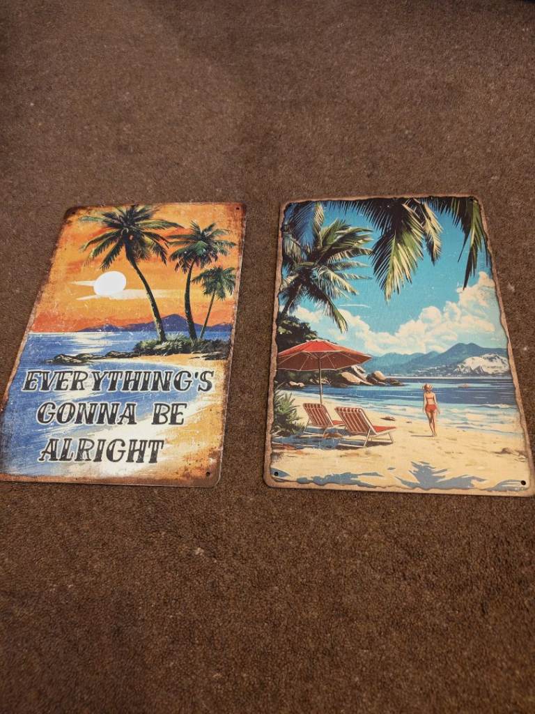 New 2 x metal signs. 