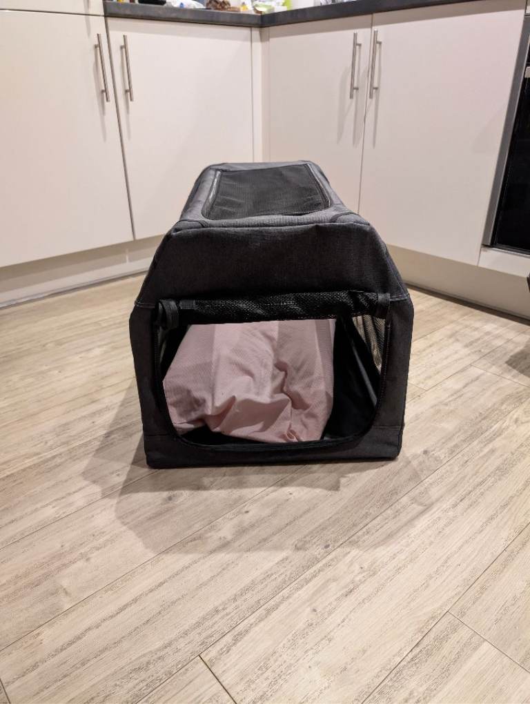 Pet bed for collection only Crawley 