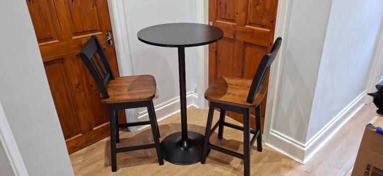 Bar table and stool set new