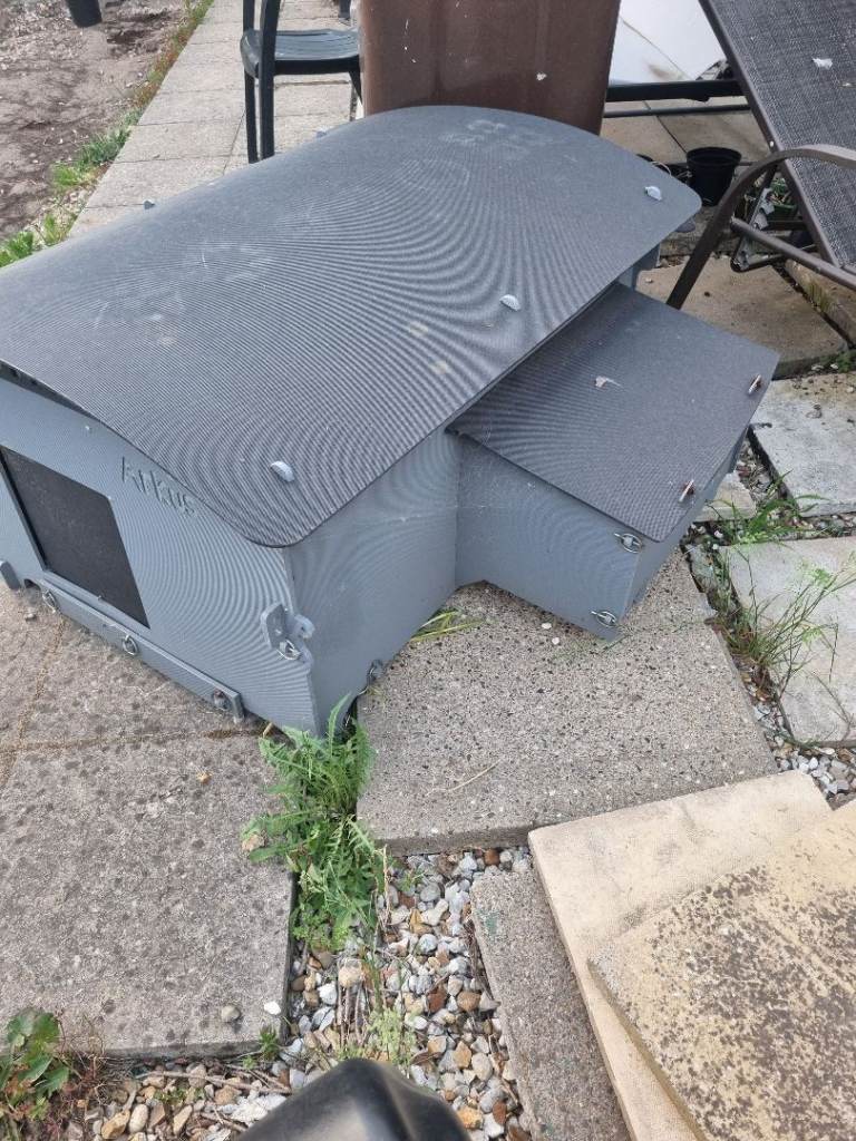 Arkus medium chicken coop