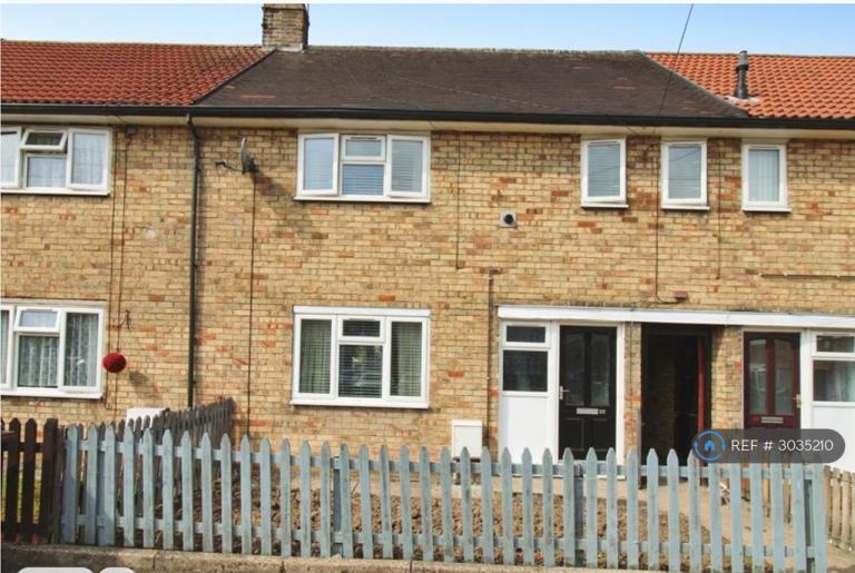 3 bedroom house in Skipwith Close, Hull, HU6 (3 bed) (#3035210)