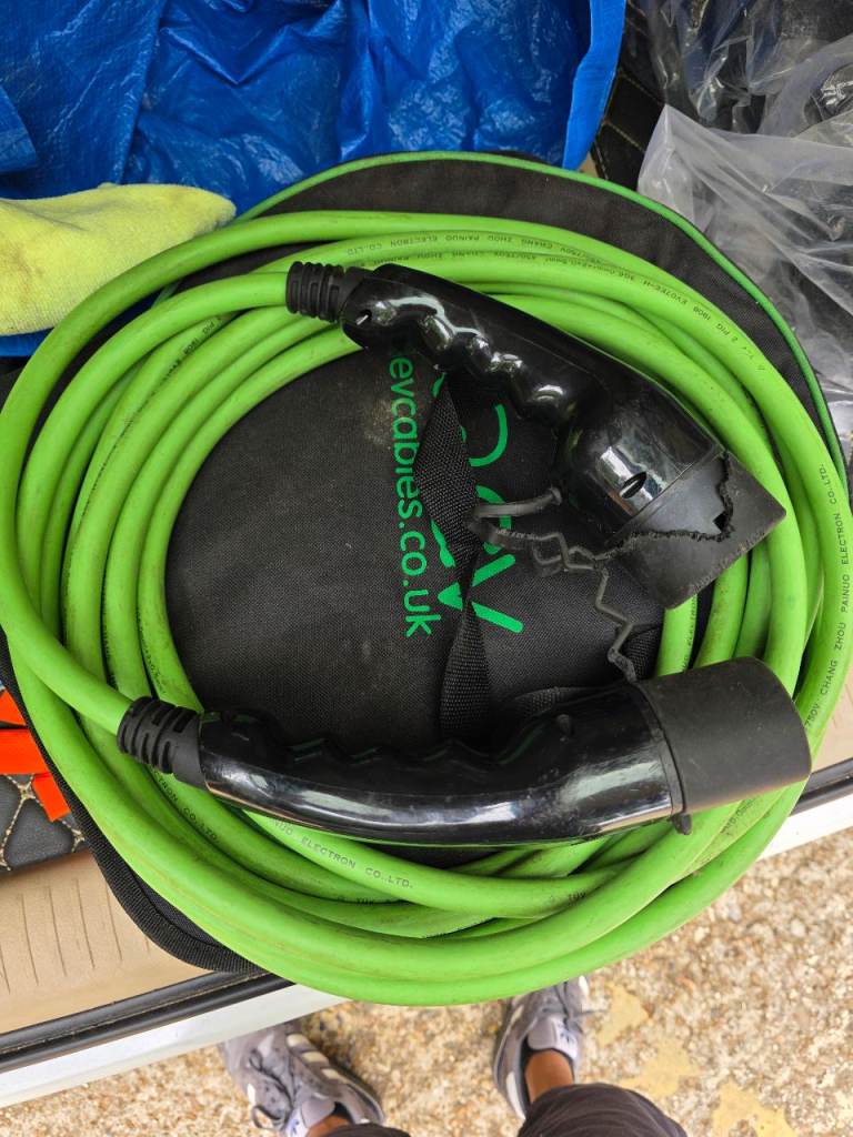 3 Phase Type 2 to Type 2 32A/400V Electric Vehicle Charging Cable 5 Metre 