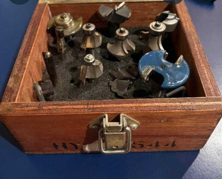 ROUTER BITS