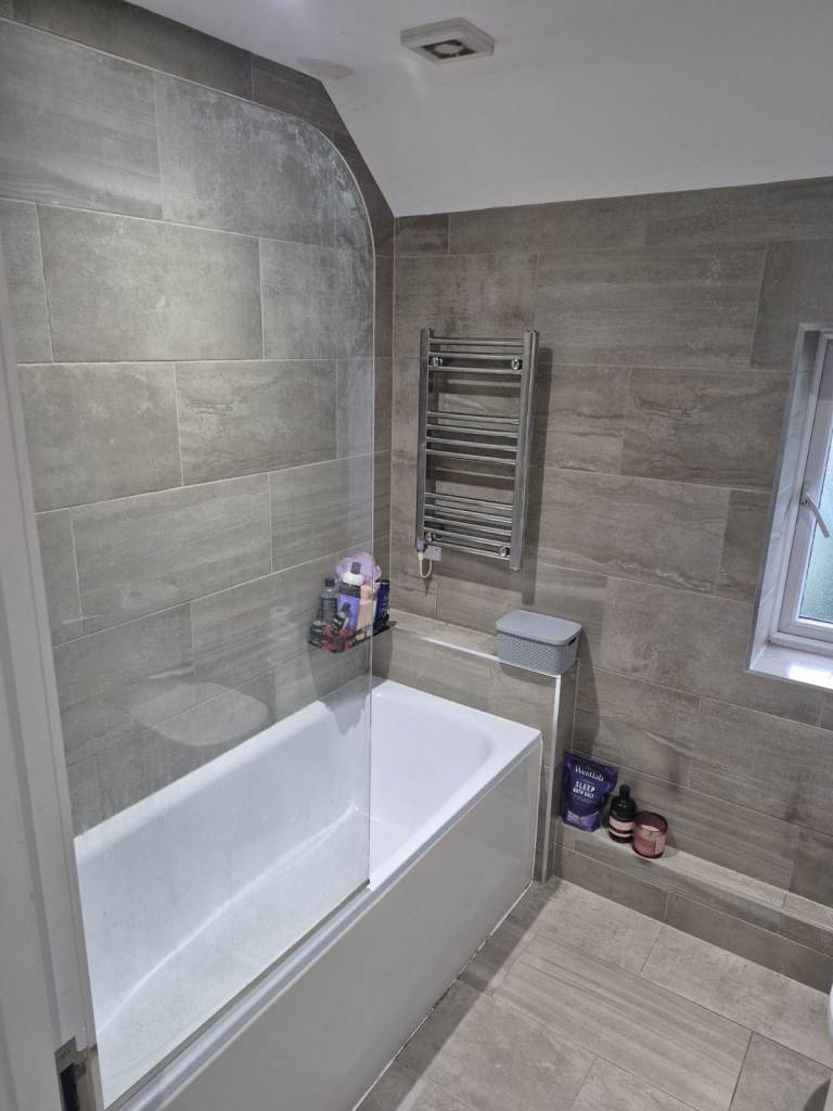 Superbly presented three-bedroom end of terrace house Brighton